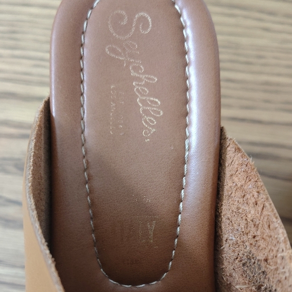 Seychelles Women's Tan Leather Mules - Picture 3 of 11